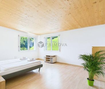 Wohnen am See: Möblierte 2.5 Zi.-Ferienwohnung mit Panorama-Terrass... - Photo 2
