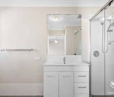 MODERN TOWNHOUSE HALPINE LAKE MANGO HILL - Photo 3