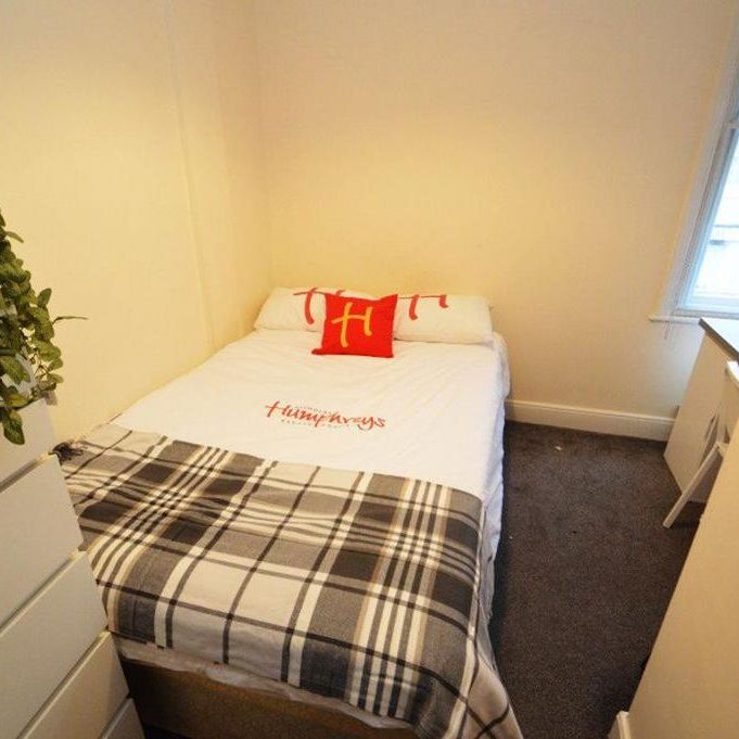 5 bedroom house to rent - Photo 1