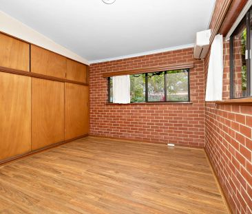 Character & Convenience in the Heart of Kingswood - Photo 6