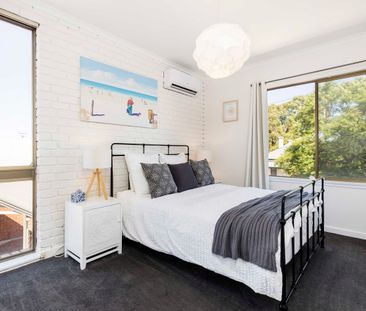 Large & Private 3 bedroom Townhouse - Photo 5