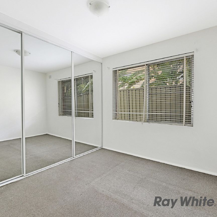 Two Bedroom Apartment With Car Space - Photo 1