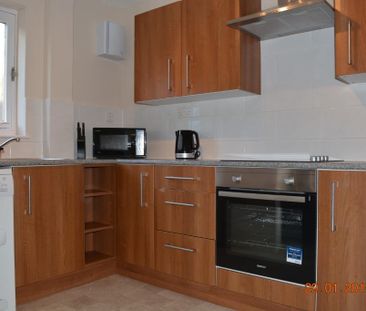 1 bedroom flat to rent - Photo 5