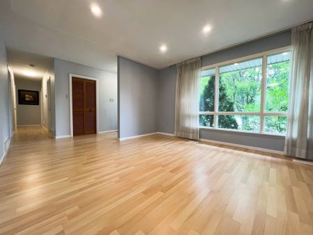 For Lease - 403 Denlow Avenue, Hamilton, Ontario - Photo 3