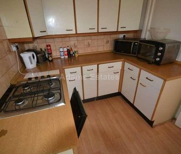 Basingstoke Road, Reading, RG2 - Photo 3