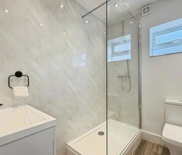 Well-presented one-bedroom apartment in the heart of Montpelier. Ex... - Photo 5