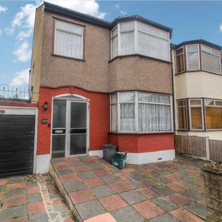3 Bed Terraced House, Staines Road, IG1 - Photo 1