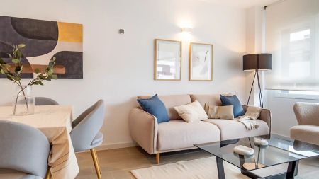 Apartamento de alquiler en Calle Anna Frank, 19, El Cañaveral - Photo 2