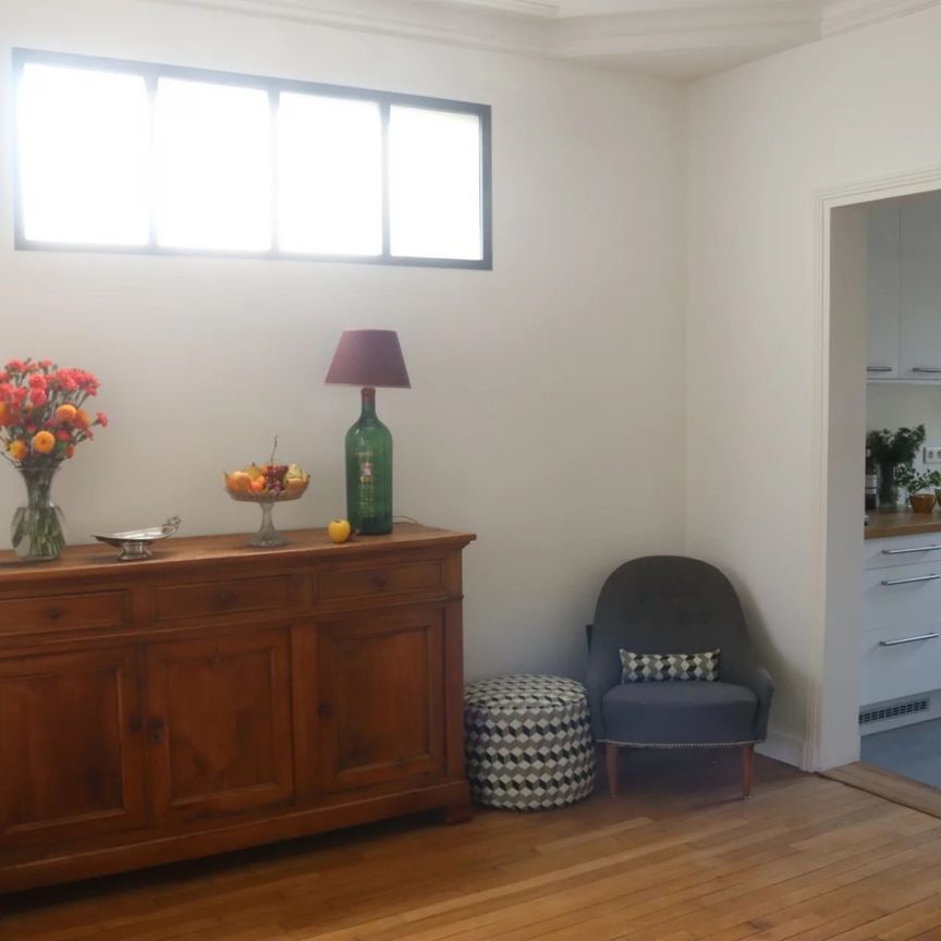 Tout savoir sur cette maison dans le quartier Parc-Hôtel de Ville, à Chatou - Photo 1