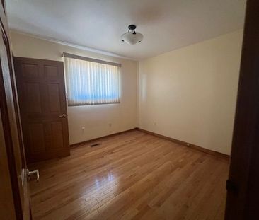 For Lease - 61 Marilake Drive, Toronto, Ontario - Photo 4