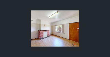 Two Bedroom House In Prime Location! - Photo 5