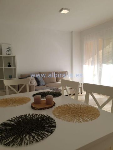 Beautiful 65 m2 apartment for long-term rent in the heart of Albir I A323 - Photo 2