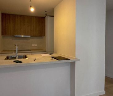Appartement te huur in Tournai voor € 1.050 met 2 slaapkamers - Photo 3