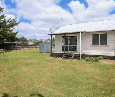 Charming 1-Bedroom Home in Excellent Location - Photo 5