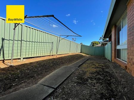 Charming 3-Bedroom House in Woodbine - Photo 3