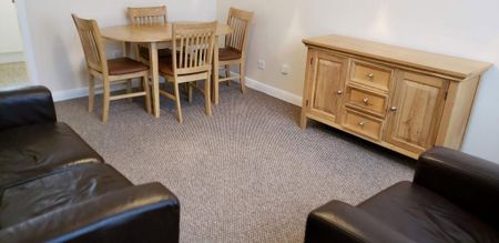 2 bedroom maisonette to rent - Photo 2