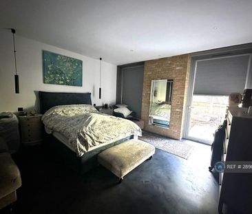 2 bedroom end of terrace house to rent - Photo 2
