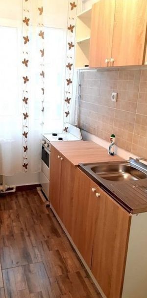 Garsoniera in zona Unirii - Fotografie 1