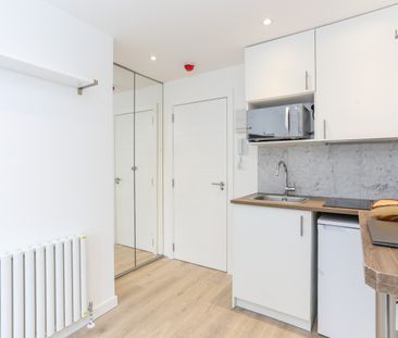 Bedsit, Old Oak Common Lane, W3 - Photo 5