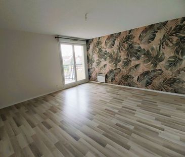 Apartment - Photo 2