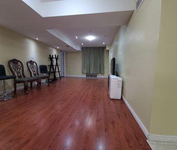 For Lease - 12 Peer Drive Unit# Basmnt, Guelph, Ontario - Photo 4