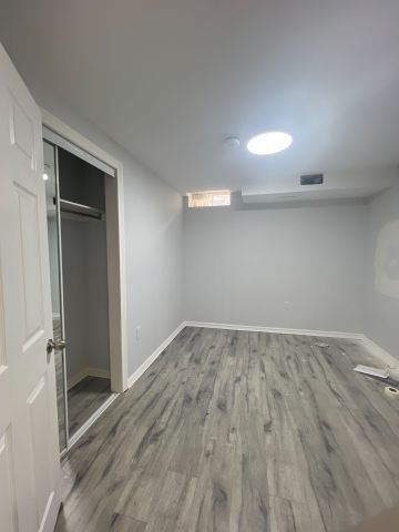 For Lease - 115 Chessington Avenue, East Gwillimbury, Ontario - Photo 2