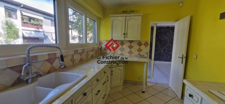 Location Appartement 2 pièces 68m² LA TRONCHE 38700 - Photo 4