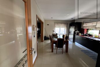 Moradia T4+1 em Viana do Castelo