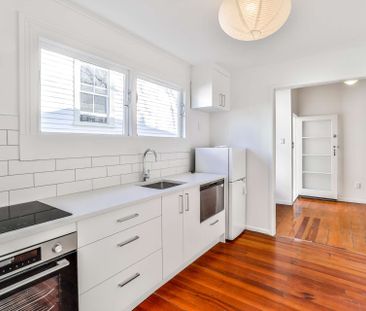 CUTE AND COMPACT VILLA CONVERSION - GREY LYNN - Photo 1