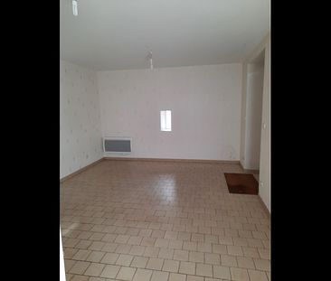 Location Appartement 2 pièces 50 m² Bouges-le-Château - Photo 2