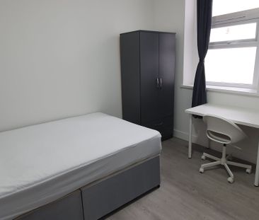 26 (STUDENT House Share - Inc. BILLS) Bertram Street, Splott, Cardi... - Photo 3