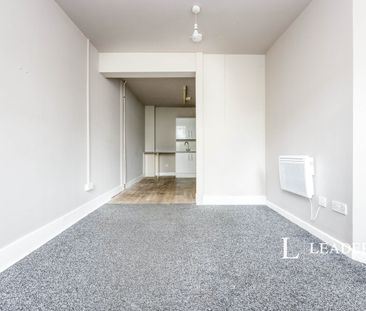 2 bedroom flat to rent Duncombe Street, Bletchley, MK2 2LY - Photo 5