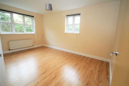 Ladybank Avenue, Fulwood - Photo 3