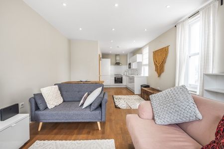 White Hart Road, London, SE18 - Photo 3