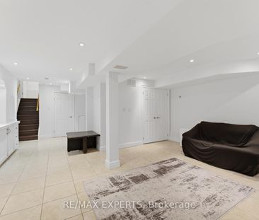 For Lease - 22 Wedgewood Place, Vaughan, Ontario - Photo 3