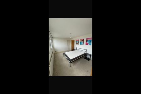 2 Bed Maisonette, Lower Addiscombe Road, CR0 - Photo 3