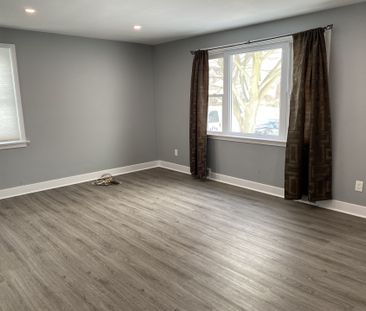 For Lease - 5477 Green Avenue, Niagara Falls, Ontario - Photo 5