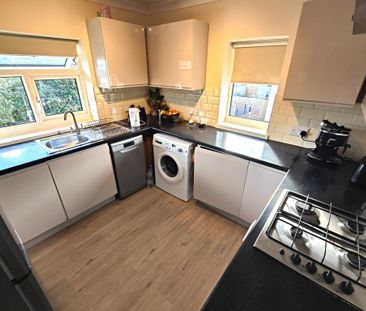 2 bedroom flat to rent - Photo 6