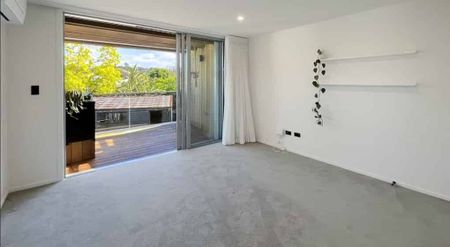 2 bedroom apartment - Photo 5