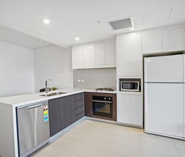 For Rent | Modern Apartment in Ultra-Convenient Location - Photo 6