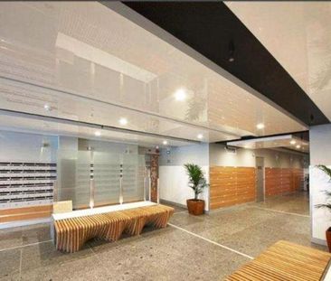 Superb location and quality lifestyle - Photo 1