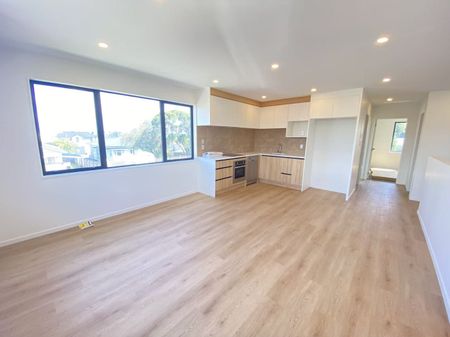 Modern Brand-New Townhouse – Prime Otahuhu Location - Photo 5
