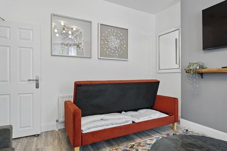 Ulsterville Avenue - Photo 4