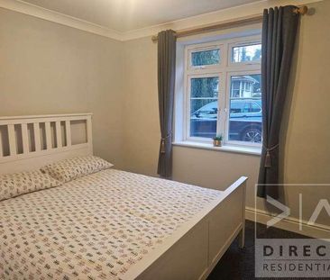 College Road, Epsom, KT17 - Photo 6