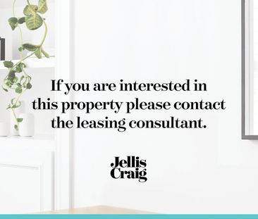 Endearing character in enviable family setting - Photo 3