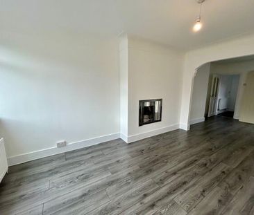 Patrica Avenue, Birkenhead - Photo 5