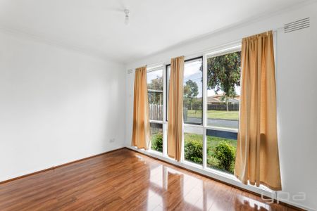 158 Werribee Street North, Werribee - Photo 4