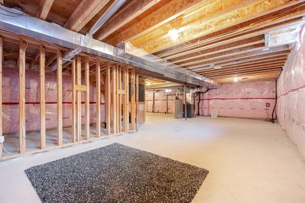 For Lease - 422 Hidden Trail, Oakville, Ontario - Photo 1