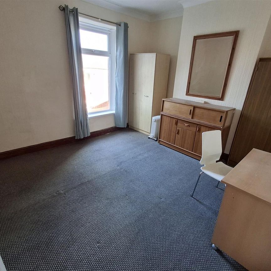 2 Bed Flat To Let On Clive Street, Cardiff - Photo 1