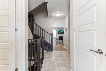 For Lease - 3440 Vernon Powell Drive, Oakville, Ontario - Photo 5